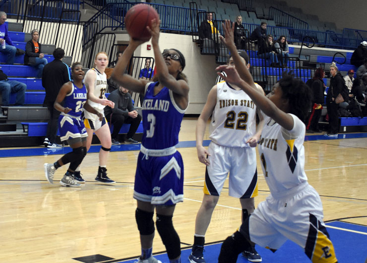Lakers fall short in District final against Sinclair, 65-50