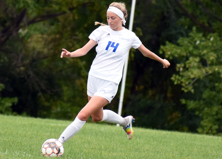 Late goal by Maria Sill gives Lakeland a victory over Lorain County, 2-1