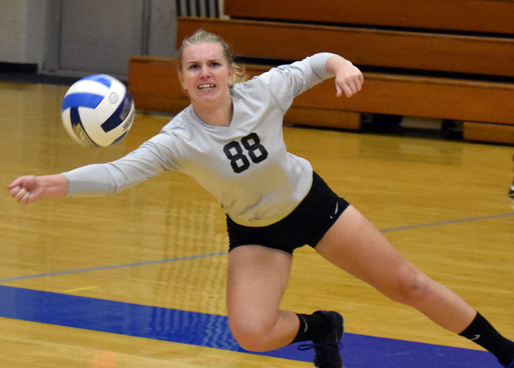 Lakers drop final two matches of McBride Tournament