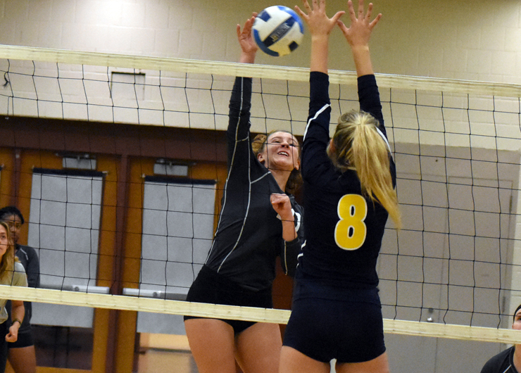 Lakers start fast but lose to Cuyahoga, 3-1