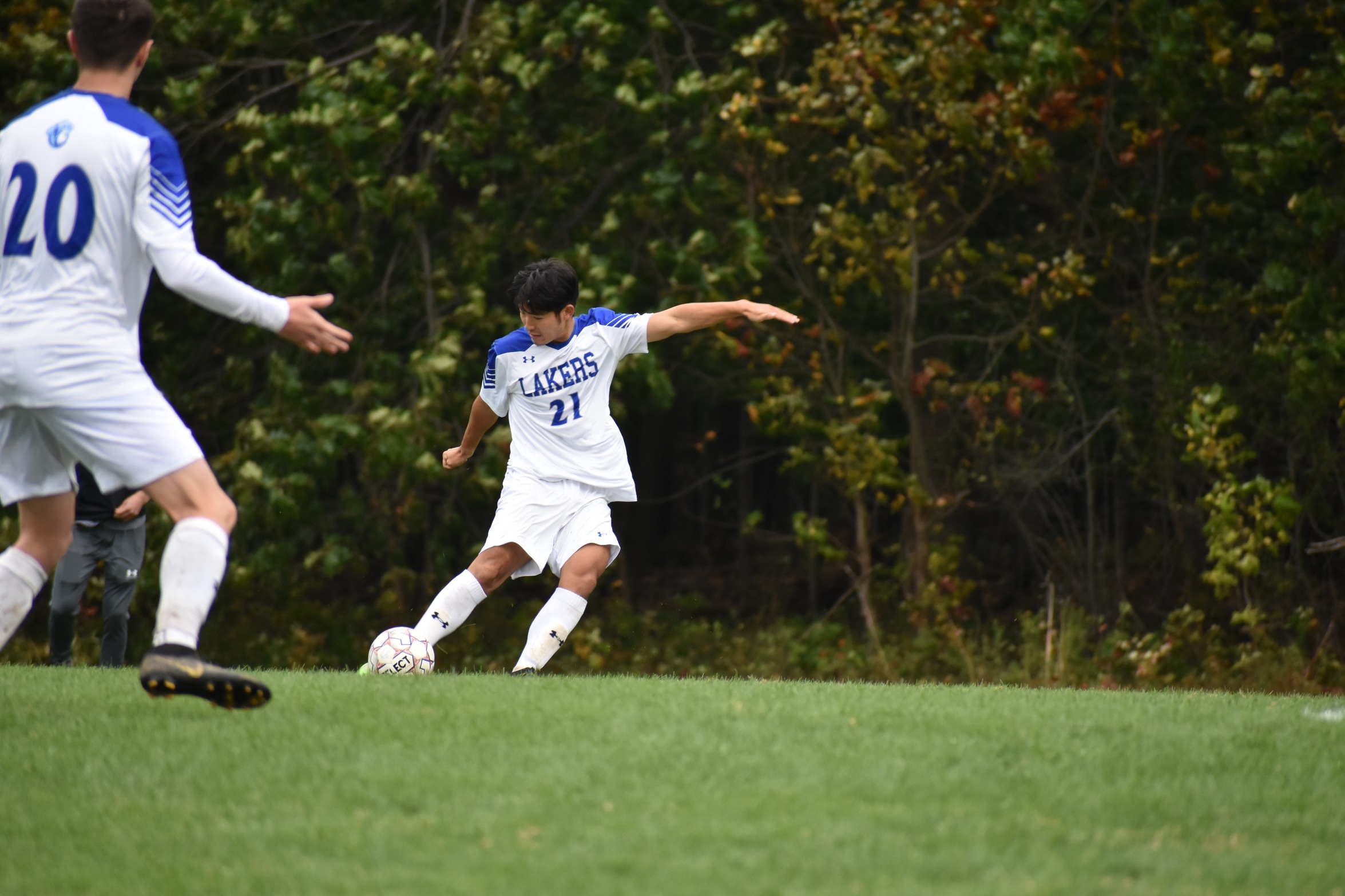 Lakers men's soccer triumphs in opener