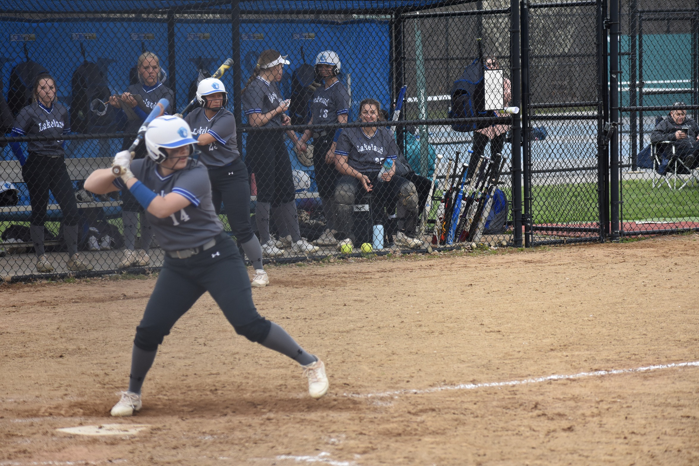 Softball falls to Chargers