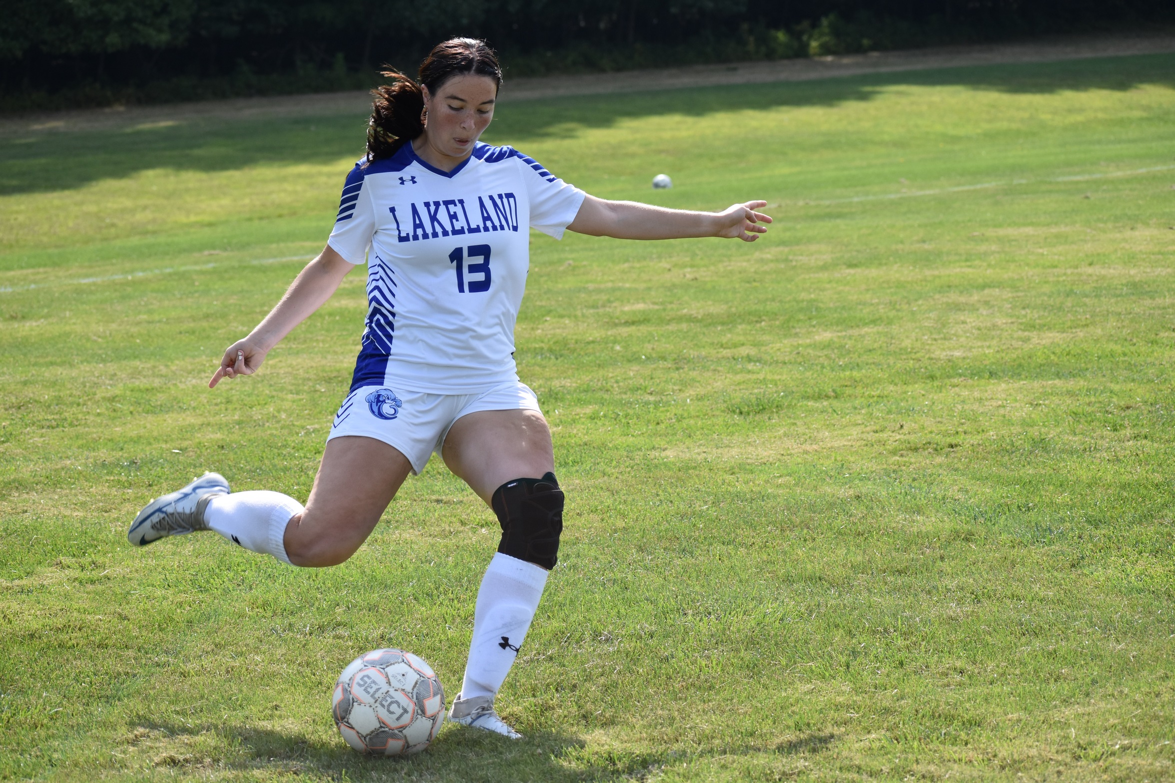 Womens soccer surges to victory