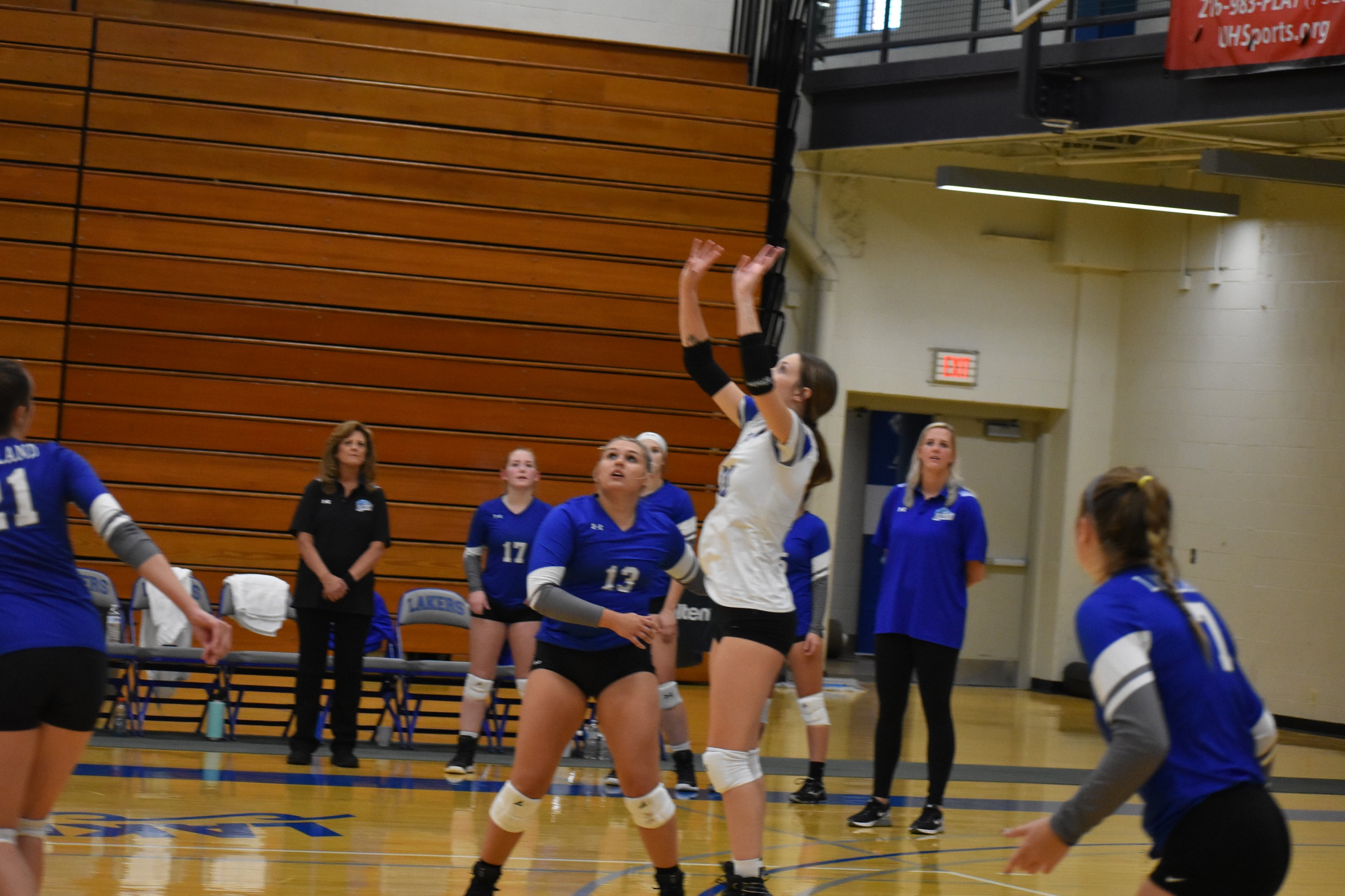 Lakers volleyball falls to Triceratops
