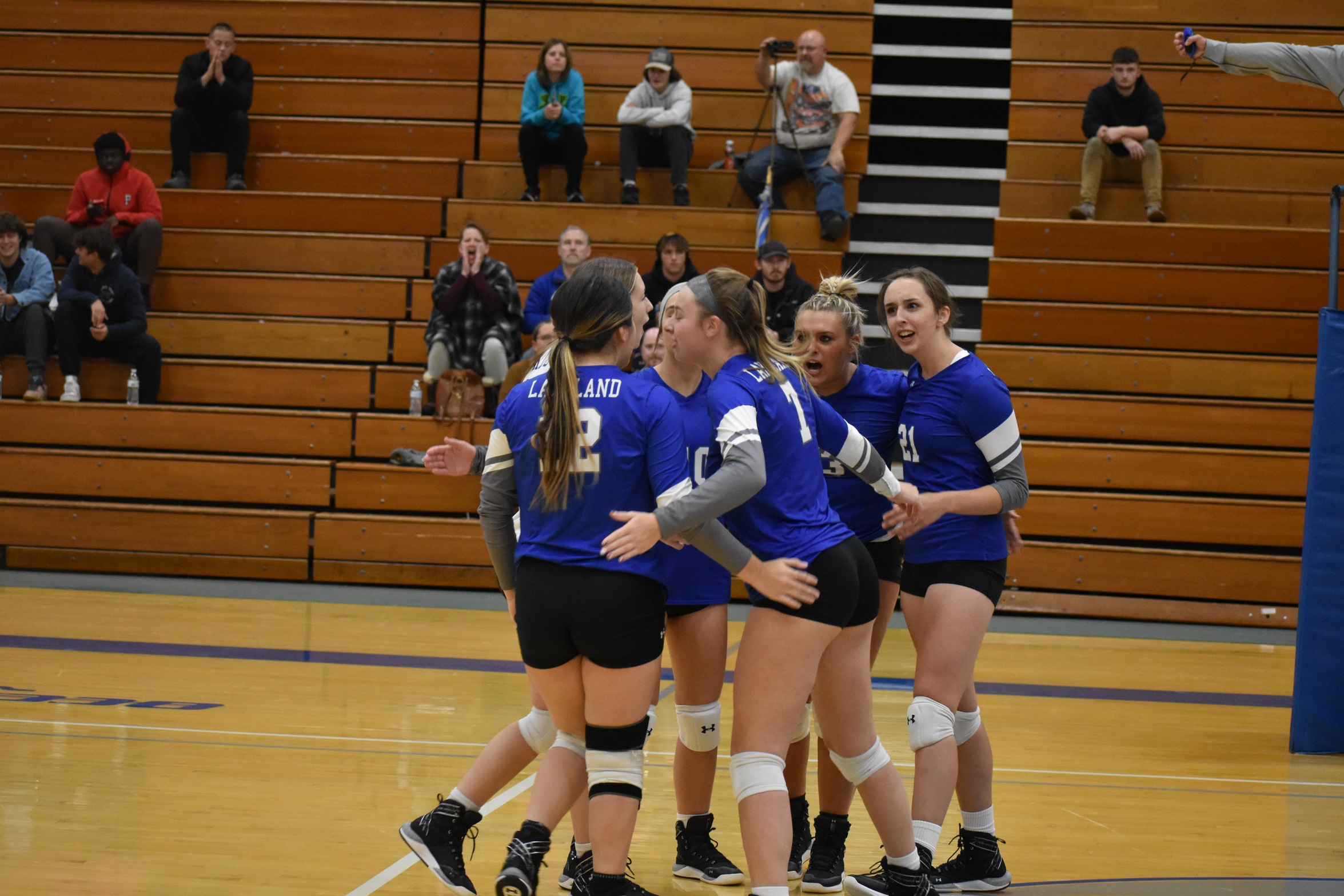 Lakers volleyball falls in home finale
